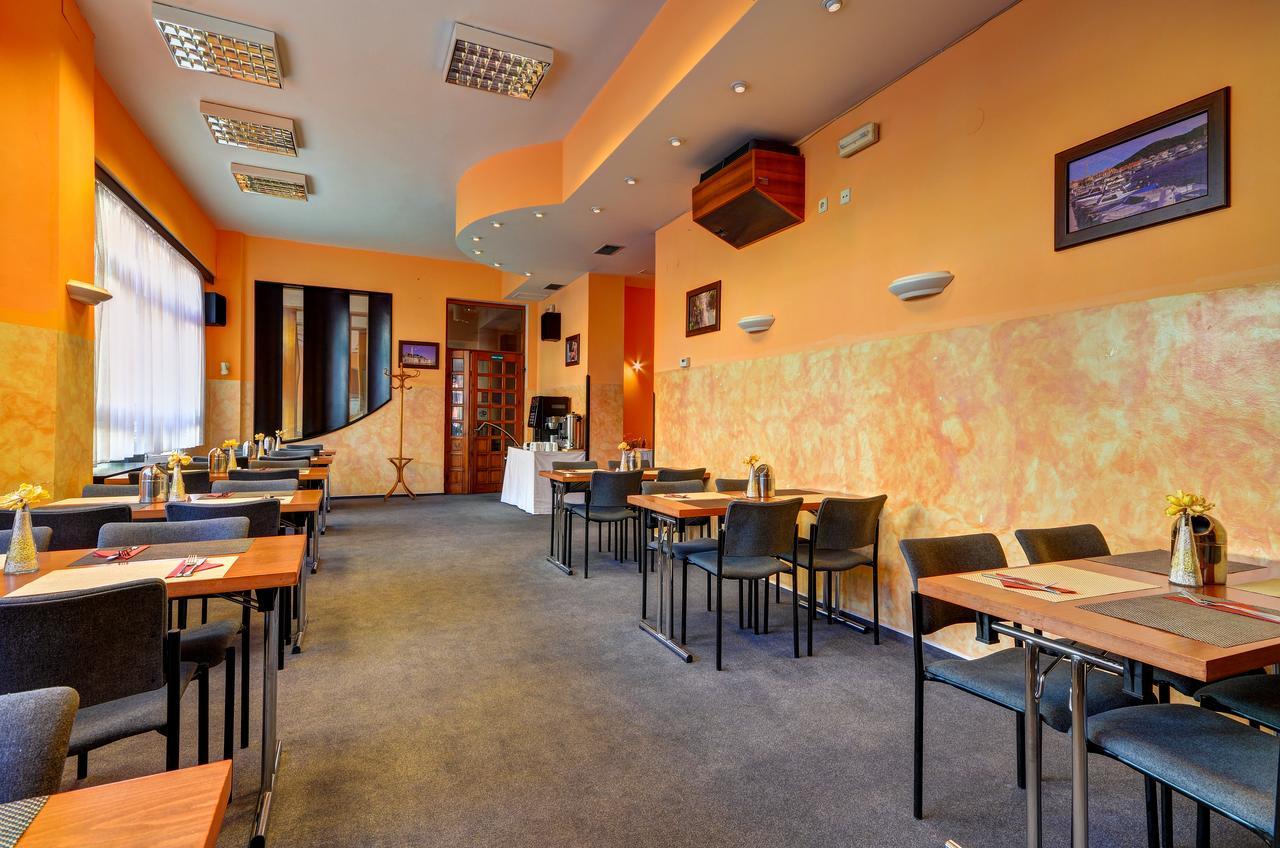 Hotel Pizzeria Istria Velké Losiny Εξωτερικό φωτογραφία
