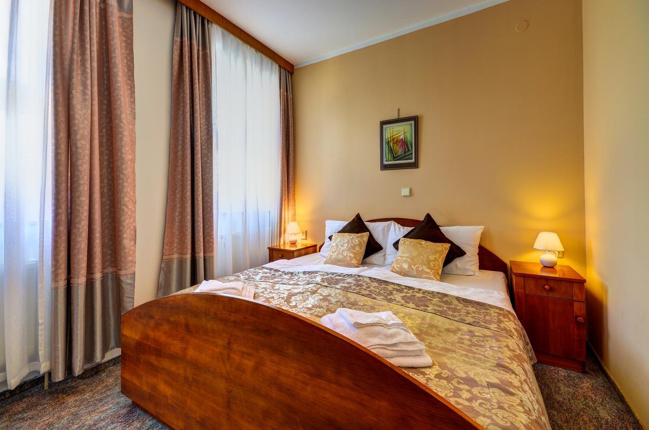 Hotel Pizzeria Istria Velké Losiny Εξωτερικό φωτογραφία